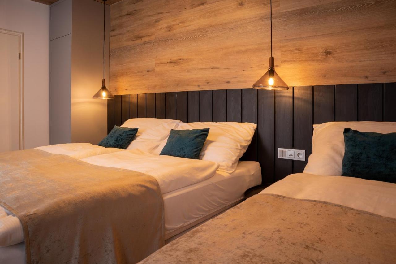 Hillside No. 18 Apartment Loučná pod Klínovcem Bagian luar foto