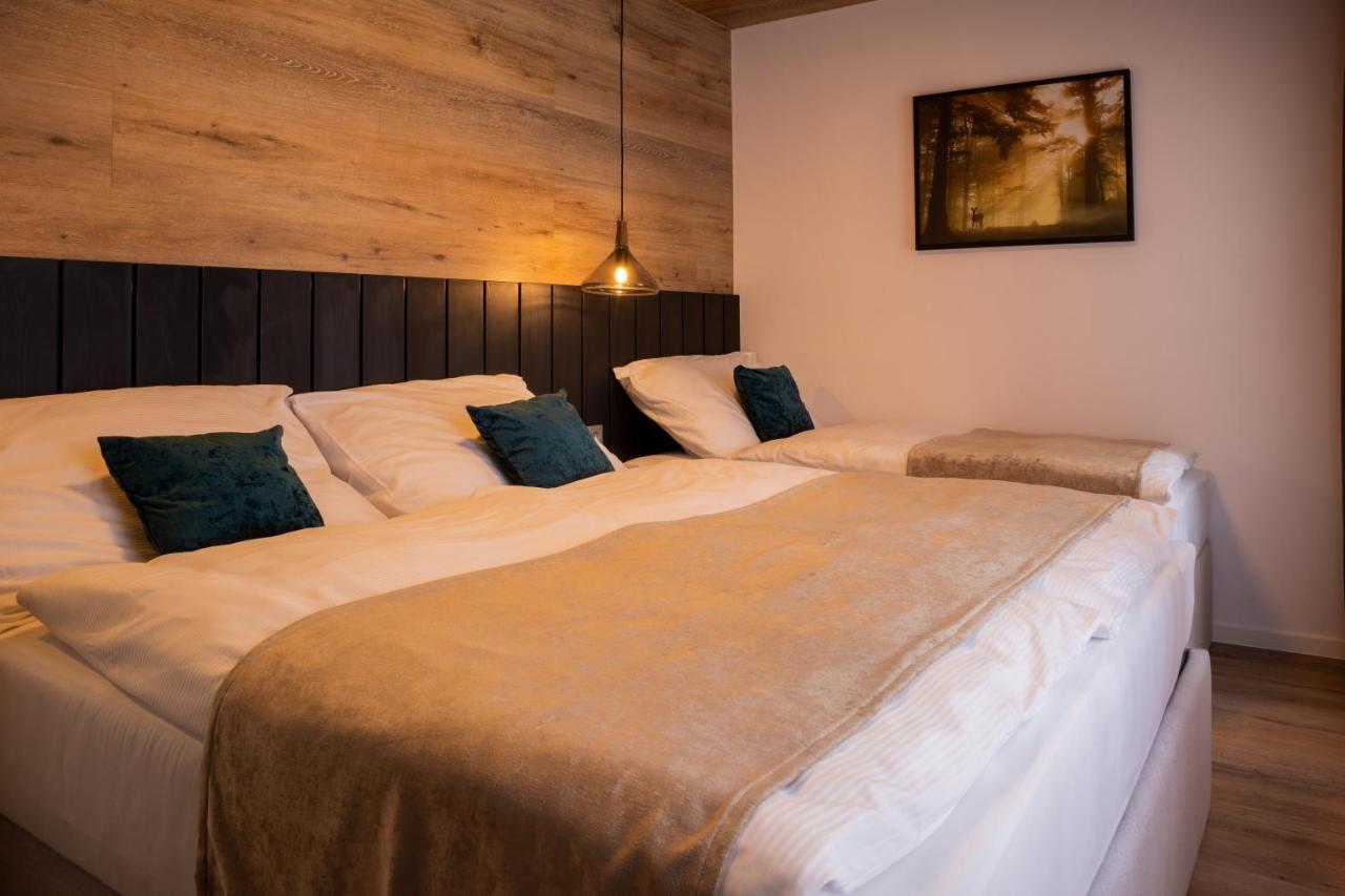 Hillside No. 18 Apartment Loučná pod Klínovcem Bagian luar foto